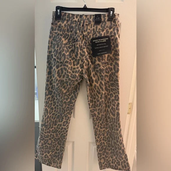 Good American Kick Flare Leopard Jeans-Size 8-NWT - Picture 11 of 13